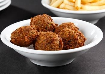 מנה פלאפל בפיתה