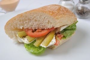 סנדוויץ' גבינה בולגרית