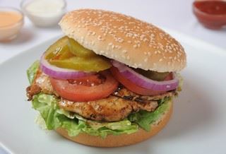 סנדוויץ' חזה עוף